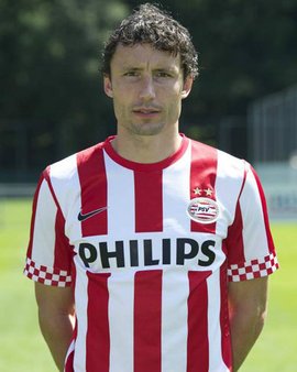 次关注到足 次关注到足