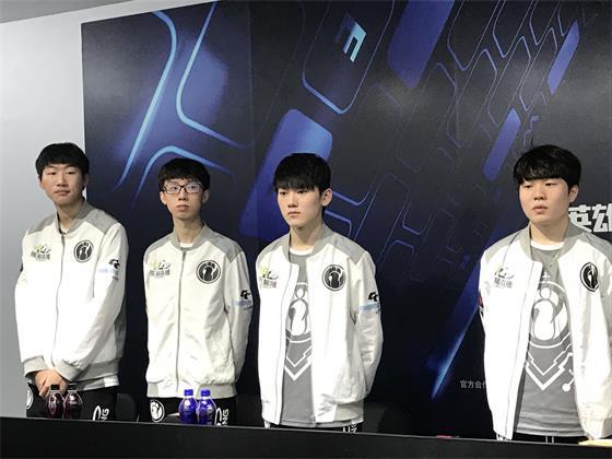 变为恶意冲 变为恶意冲