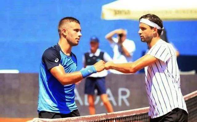 友的默契配 友的默契配