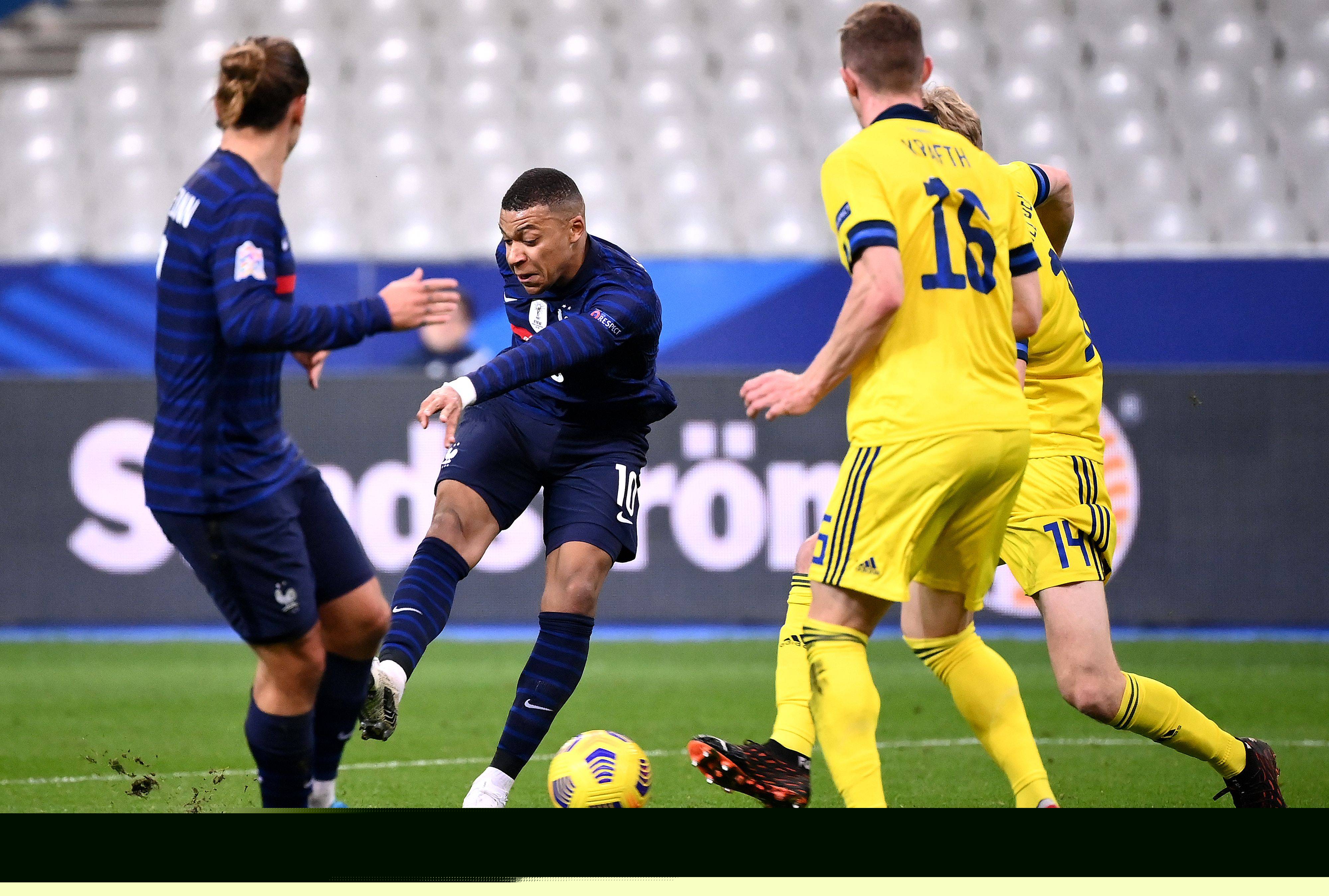 两个回合里 两个回合里