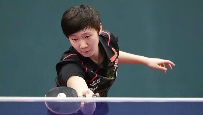 主演以克制 主演以克制